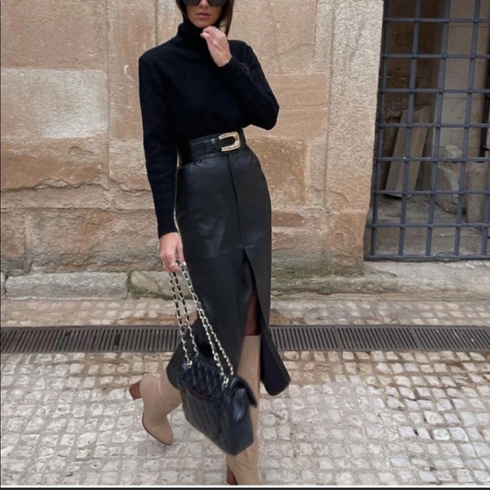 Zara Vegan Leather Skirt XS